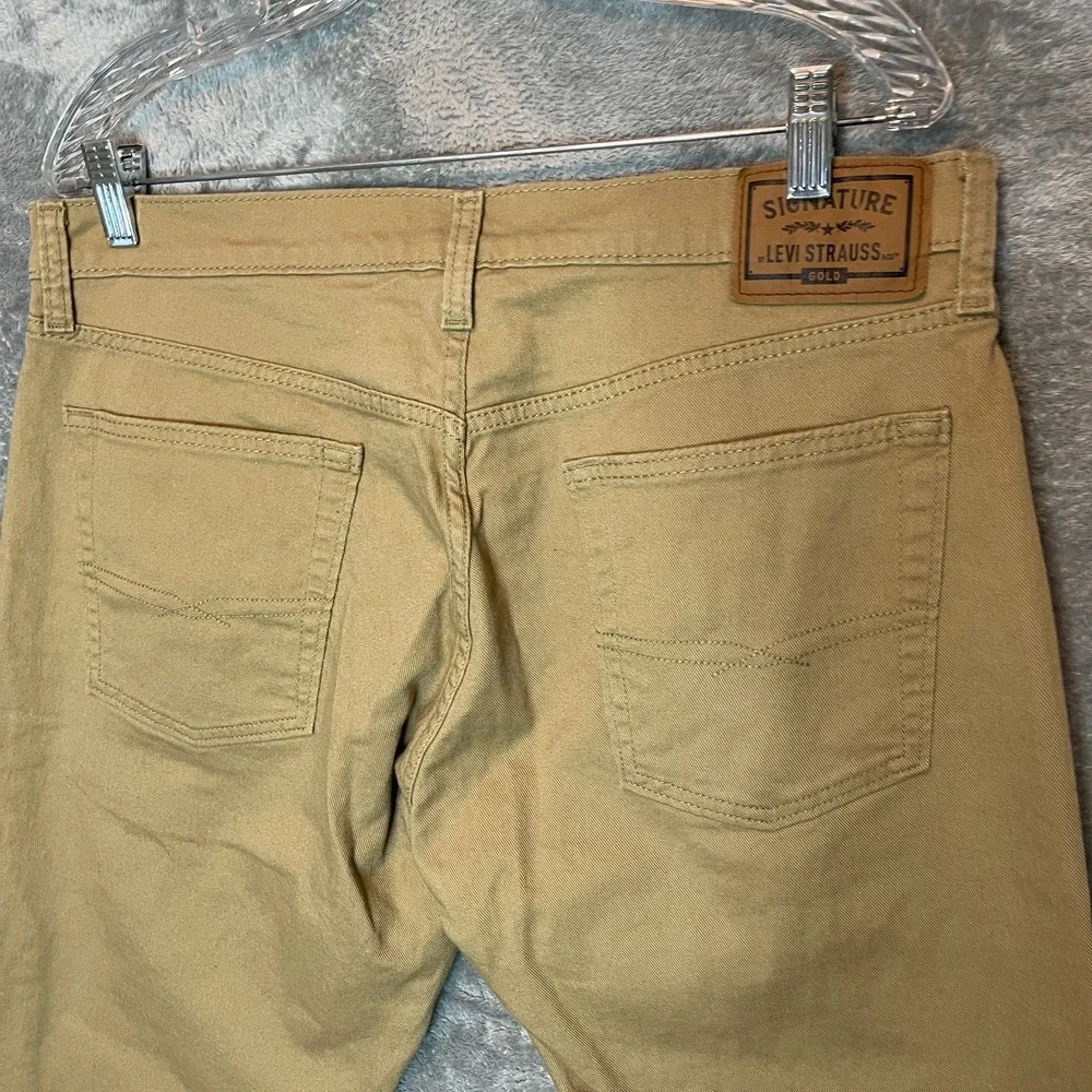 Signature Levis Mens Straight Leg Khaki Jean 36x32 Smart Casual Elevated Relaxed